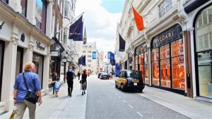 Walking Oxford Street, New Bond Street and Piccadilly
